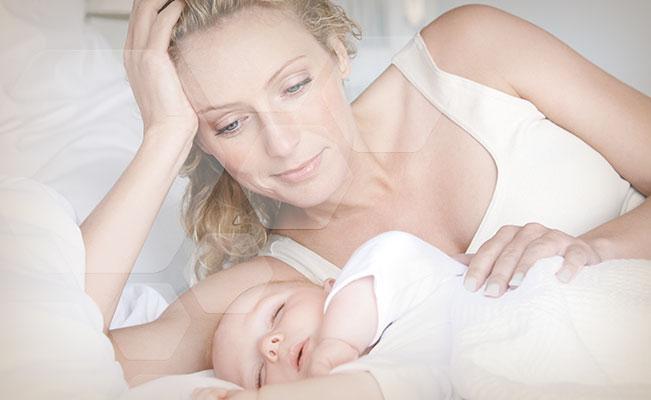 ¿Cómo se relacionan la comida y el sueño del bebé? 